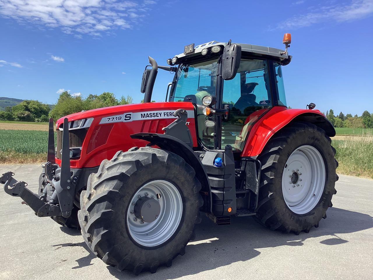 Massey Ferguson 7719 Dyna VT - Tractor: foto 1 Massey Ferguson 7719 Dyna VT - Tractor: foto 1