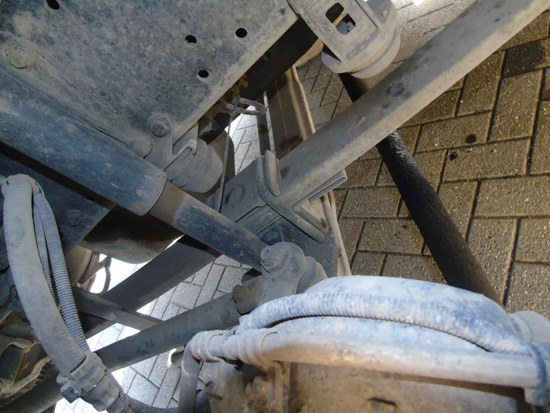 Cabeza tractora MAN TGX 18.480 + RETARDER + EURO 5 + SPOILER: foto 15