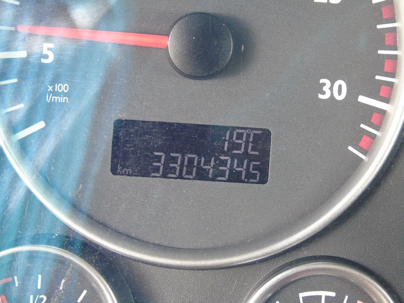 Cabeza tractora MAN TGX 18.480 + RETARDER + EURO 5 + SPOILER: foto 13