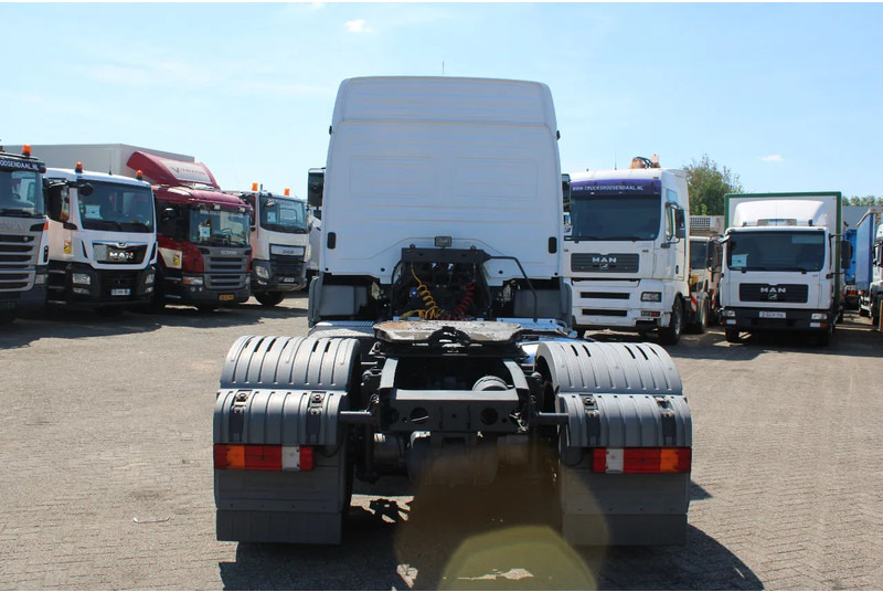 Mercedes-Benz Axor 1833 + manual + RETARDER! 122.939 km orginal! perfect condition + EURO 5 - Cabeza tractora: foto 5 Mercedes-Benz Axor 1833 + manual + RETARDER! 122.939 km orginal! perfect condition + EURO 5 - Cabeza tractora: foto 5