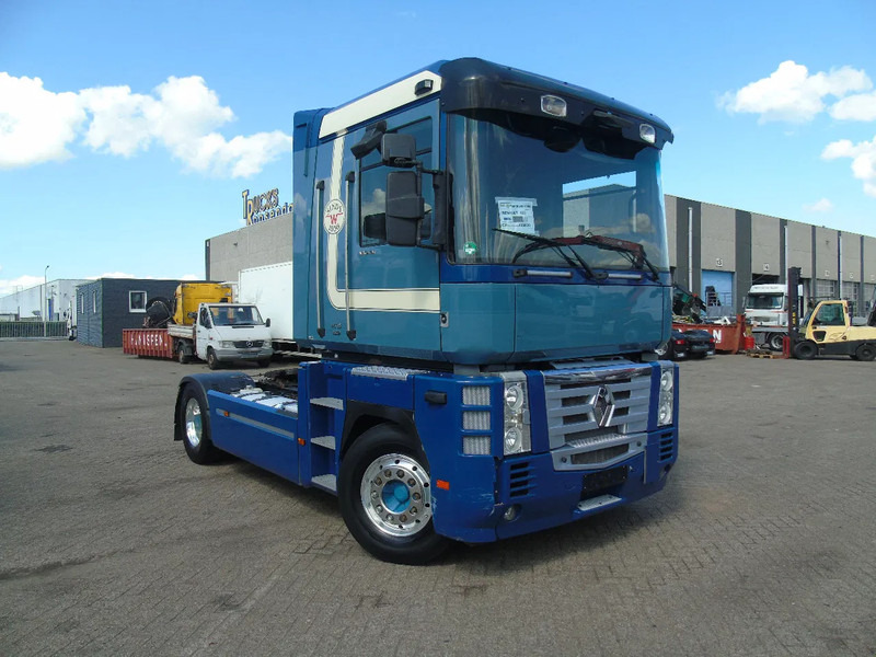 Renault Magnum 460DXI + EURO 5 - Cabeza tractora: foto 2 Renault Magnum 460DXI + EURO 5 - Cabeza tractora: foto 2