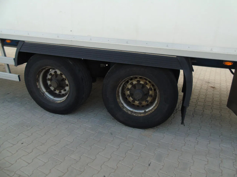 Chereau + rollers + 2x AXLE - Semirremolque caja cerrada: foto 4 Chereau + rollers + 2x AXLE - Semirremolque caja cerrada: foto 4