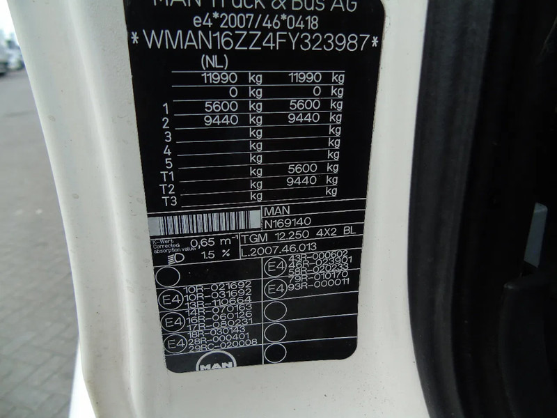 Camión caja cerrada MAN TGM 12.250 + EURO 6 + LIFT: foto 20 Camión caja cerrada MAN TGM 12.250 + EURO 6 + LIFT: foto 20