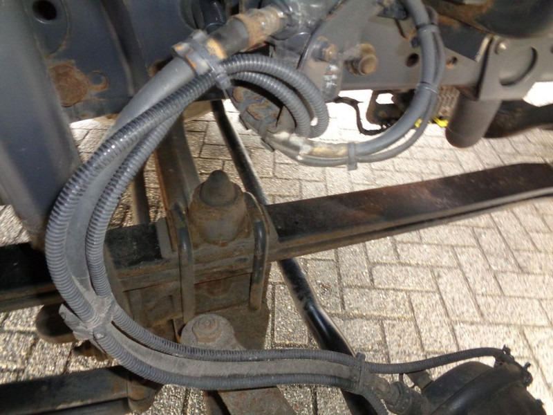 Camión caja cerrada Mercedes-Benz AXOR 1823 + Dhollandia Lift: foto 20 Camión caja cerrada Mercedes-Benz AXOR 1823 + Dhollandia Lift: foto 20