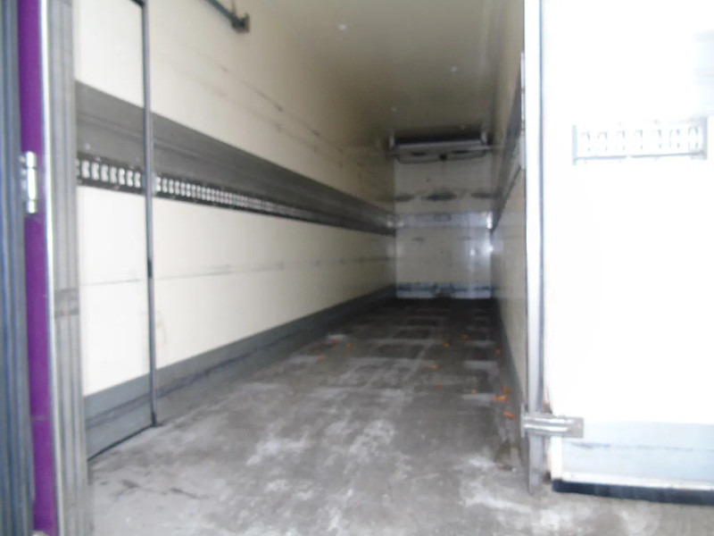 Mercedes-Benz Antos 1924 + EURO 6 + CARRIER 950 MT - Camión frigorífico: foto 4 Mercedes-Benz Antos 1924 + EURO 6 + CARRIER 950 MT - Camión frigorífico: foto 4