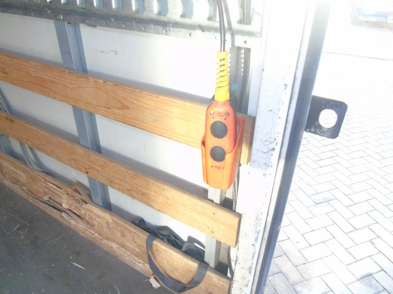 Furgoneta caja cerrada Mercedes-Benz Sprinter 314 + lift: foto 13 Furgoneta caja cerrada Mercedes-Benz Sprinter 314 + lift: foto 13