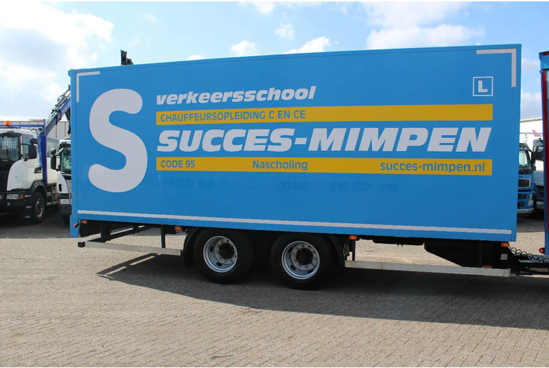 Pacton 2X AXLE + NICE TRAILER - Remolque caja cerrada: foto 3 Pacton 2X AXLE + NICE TRAILER - Remolque caja cerrada: foto 3