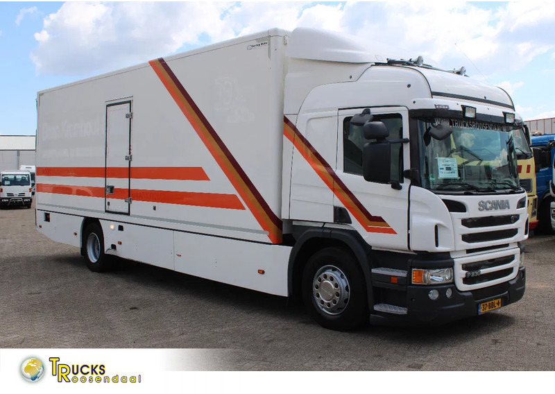 Scania P230 + EURO 5 + LIFT + 19T - Camión caja cerrada: foto 1 Scania P230 + EURO 5 + LIFT + 19T - Camión caja cerrada: foto 1