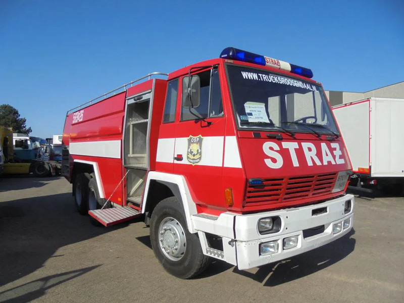 Steyr 1490 + Manual + 6X6 + 16000 L + TATRA - Camión de bomberos: foto 3 Steyr 1490 + Manual + 6X6 + 16000 L + TATRA - Camión de bomberos: foto 3