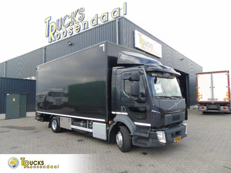 Volvo FL 10.210 + EURO 6 + LIFT - Camión caja cerrada: foto 1 Volvo FL 10.210 + EURO 6 + LIFT - Camión caja cerrada: foto 1