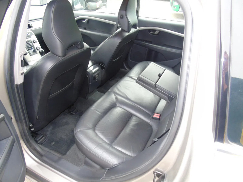 Hatchback Volvo V70 + manual: foto 7 Hatchback Volvo V70 + manual: foto 7