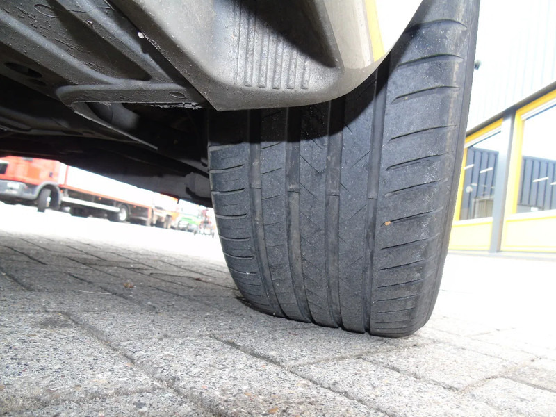 Hatchback Volvo V70 + manual: foto 17 Hatchback Volvo V70 + manual: foto 17