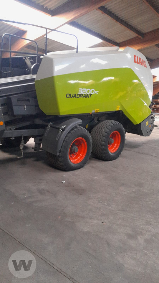 CLAAS Quadrant 3200 FC - Empacadora de pacas cuadradas: foto 2 CLAAS Quadrant 3200 FC - Empacadora de pacas cuadradas: foto 2