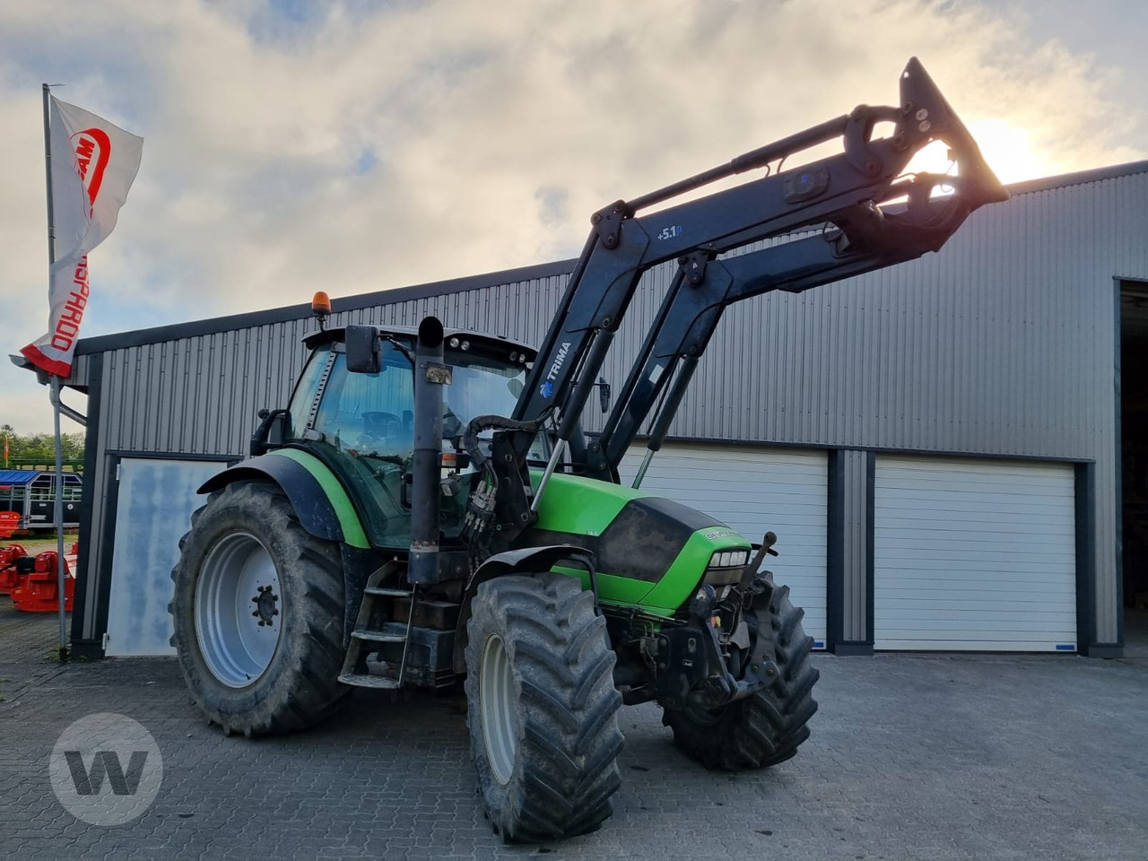 Deutz Agrotron TTV 620 - Tractor: foto 2 Deutz Agrotron TTV 620 - Tractor: foto 2