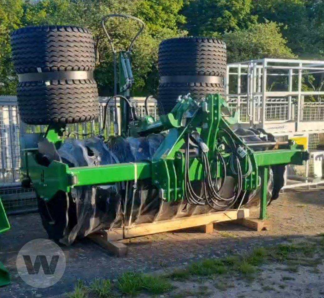 Düvelsdorf SILAGEWALZE - Equipo para silos: foto 2 Düvelsdorf SILAGEWALZE - Equipo para silos: foto 2