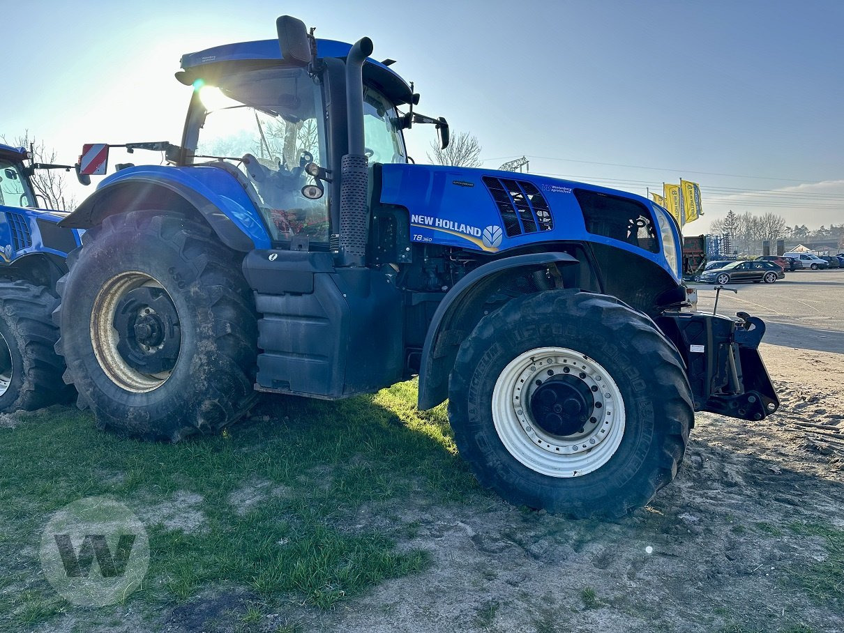 New Holland T 8.360 - Tractor: foto 5 New Holland T 8.360 - Tractor: foto 5