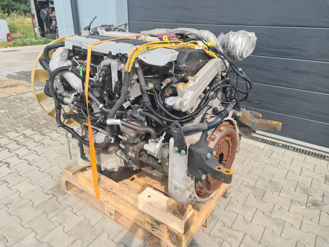 MAN TGX TGS / D2676 LF51 / COMPLETE ENGINE - Motor: foto 4 MAN TGX TGS / D2676 LF51 / COMPLETE ENGINE - Motor: foto 4