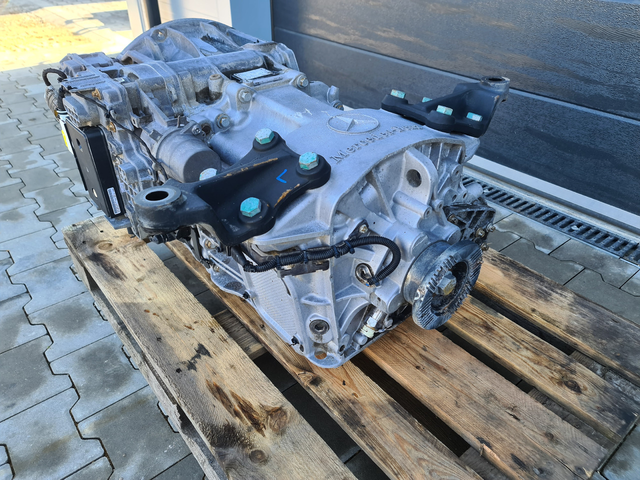 MERCEDES ATEGO ANTOS / COMPLETE GEARBOX / G140-8 / WORLDWIDE DELIVERY - Caja de cambios: foto 3 MERCEDES ATEGO ANTOS / COMPLETE GEARBOX / G140-8 / WORLDWIDE DELIVERY - Caja de cambios: foto 3