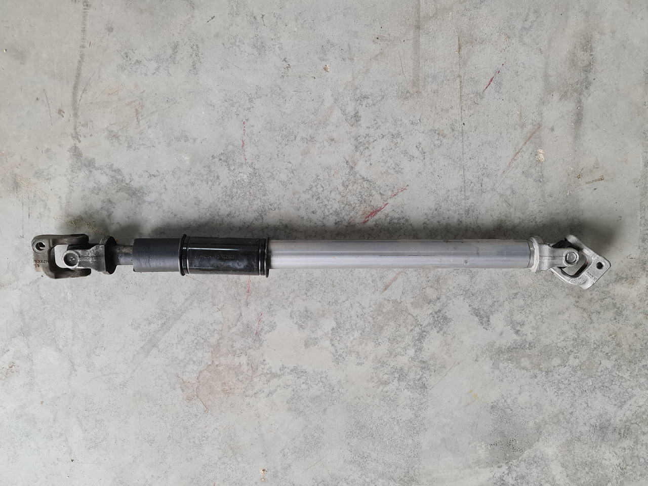 RENAULT RANGE T / STEERING SHAFT / 7482556446 - Dirección: foto 2 RENAULT RANGE T / STEERING SHAFT / 7482556446 - Dirección: foto 2