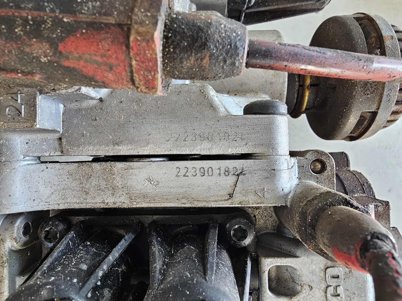 SCANIA R, P, G / APS AIR DRYIER / 223901824 - Válvula de freno: foto 4 SCANIA R, P, G / APS AIR DRYIER / 223901824 - Válvula de freno: foto 4