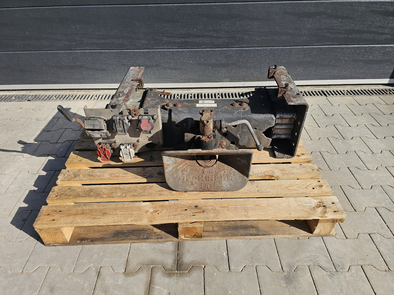 VOLVO FH FM / ROCKINGER TRAILER COUPLING / COMPLETE - Quinta rueda: foto 2 VOLVO FH FM / ROCKINGER TRAILER COUPLING / COMPLETE - Quinta rueda: foto 2