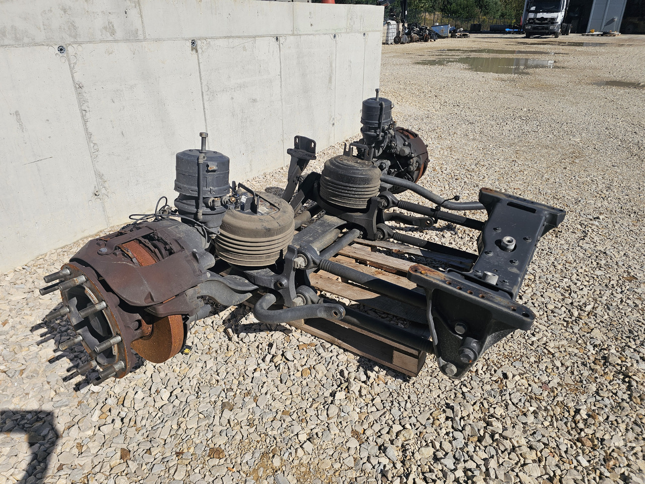 VOLVO FH5 FM5 / FRONT AIR SUNSPENSION - Eje delantero: foto 3 VOLVO FH5 FM5 / FRONT AIR SUNSPENSION - Eje delantero: foto 3