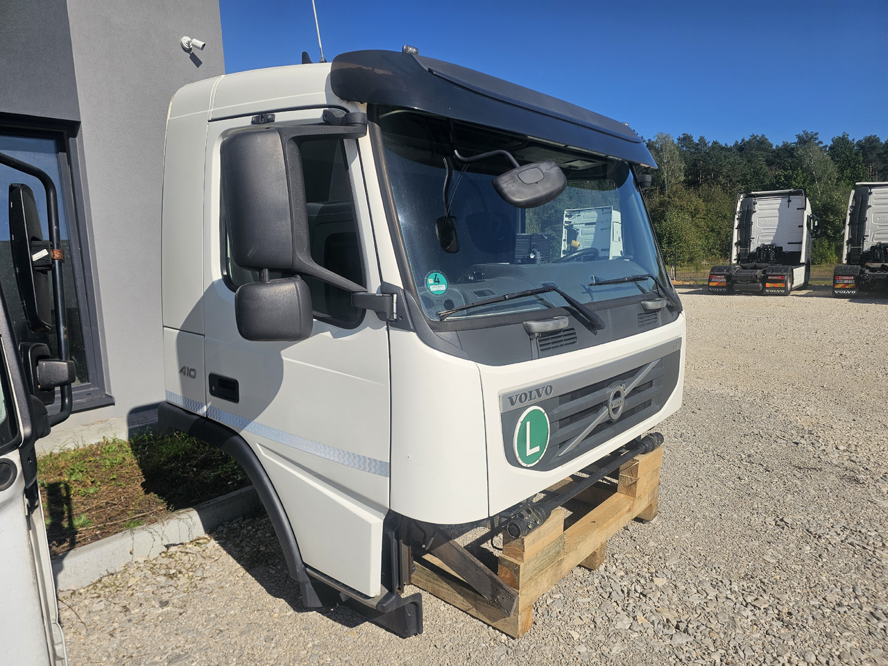 VOLVO FM3 DAILY CAB / COMPLETE / WORLDWIDE DELIVERY - Cabina: foto 4 VOLVO FM3 DAILY CAB / COMPLETE / WORLDWIDE DELIVERY - Cabina: foto 4