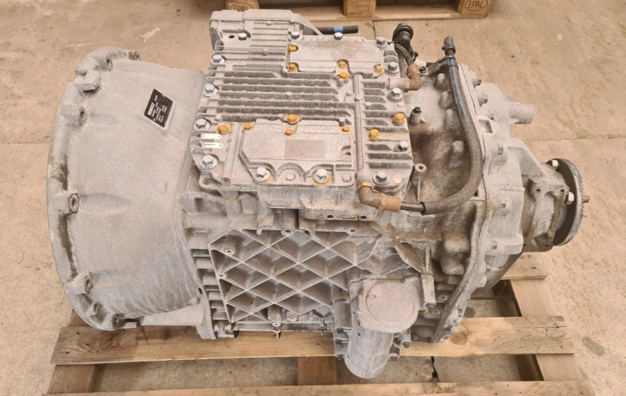 VOLVO GEARBOX / AT2412D / WORLDWIDE DELIVERY - Caja de cambios: foto 1 VOLVO GEARBOX / AT2412D / WORLDWIDE DELIVERY - Caja de cambios: foto 1