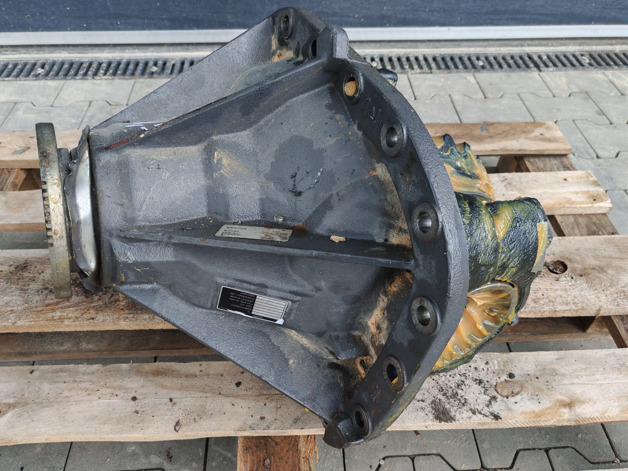 VOLVO RTH2610B / DS70H / RATIO: 1.56 16x25 / DIFFERENTIAL / NEW - Eje posterior: foto 5 VOLVO RTH2610B / DS70H / RATIO: 1.56 16x25 / DIFFERENTIAL / NEW - Eje posterior: foto 5