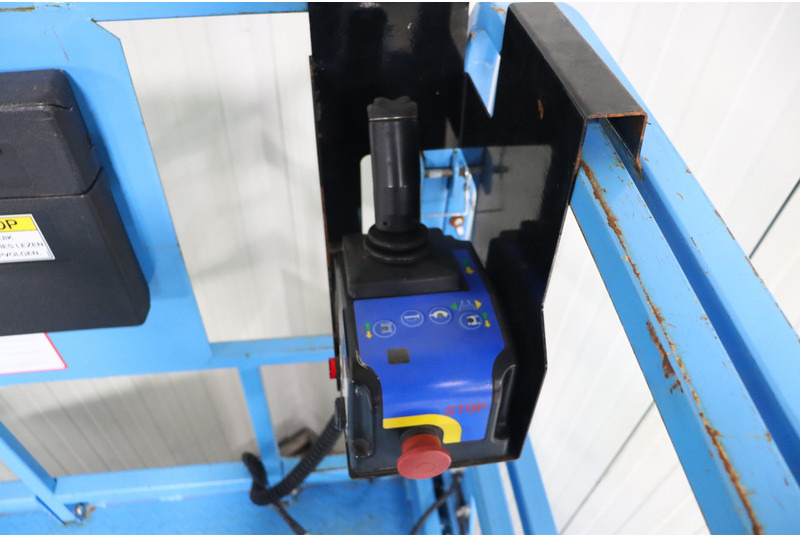 Mantall XE140W - Plataforma de tijeras: foto 2 Mantall XE140W - Plataforma de tijeras: foto 2