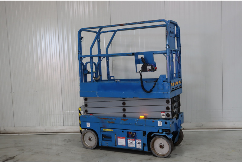 Mantall XE80N - Plataforma de tijeras: foto 1 Mantall XE80N - Plataforma de tijeras: foto 1