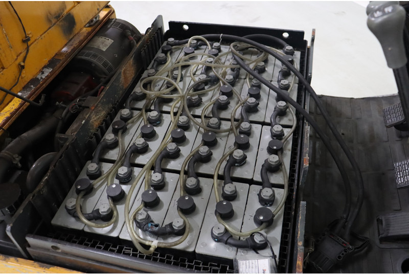 Carretilla elevadora eléctrica TCM FTB18: foto 9