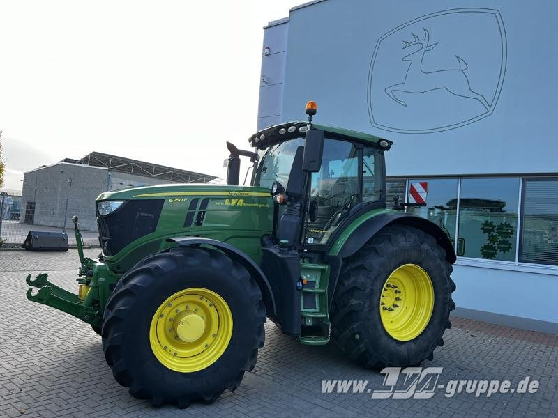 John Deere 6250R ULTIMATE CommandPro - Tractor: foto 3 John Deere 6250R ULTIMATE CommandPro - Tractor: foto 3