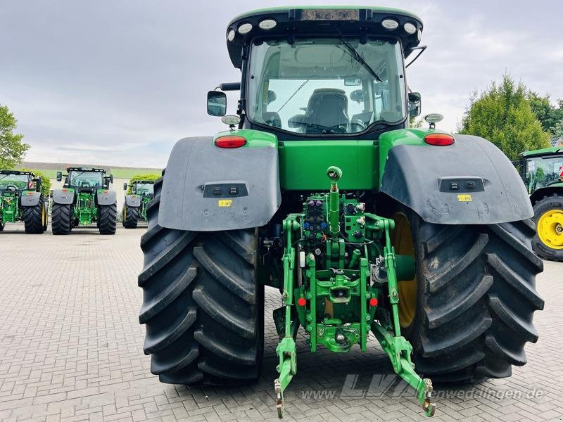 John Deere 7290R E23 PowerShift - Tractor: foto 4 John Deere 7290R E23 PowerShift - Tractor: foto 4