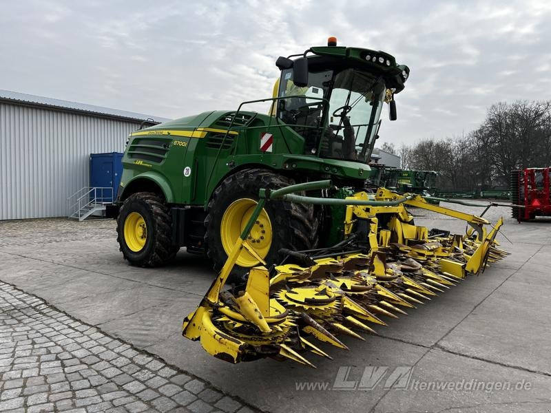 John Deere 8700 - Cosechadora de forraje: foto 1 John Deere 8700 - Cosechadora de forraje: foto 1