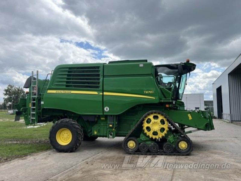 John Deere T670 - Cosechadora de granos: foto 2 John Deere T670 - Cosechadora de granos: foto 2
