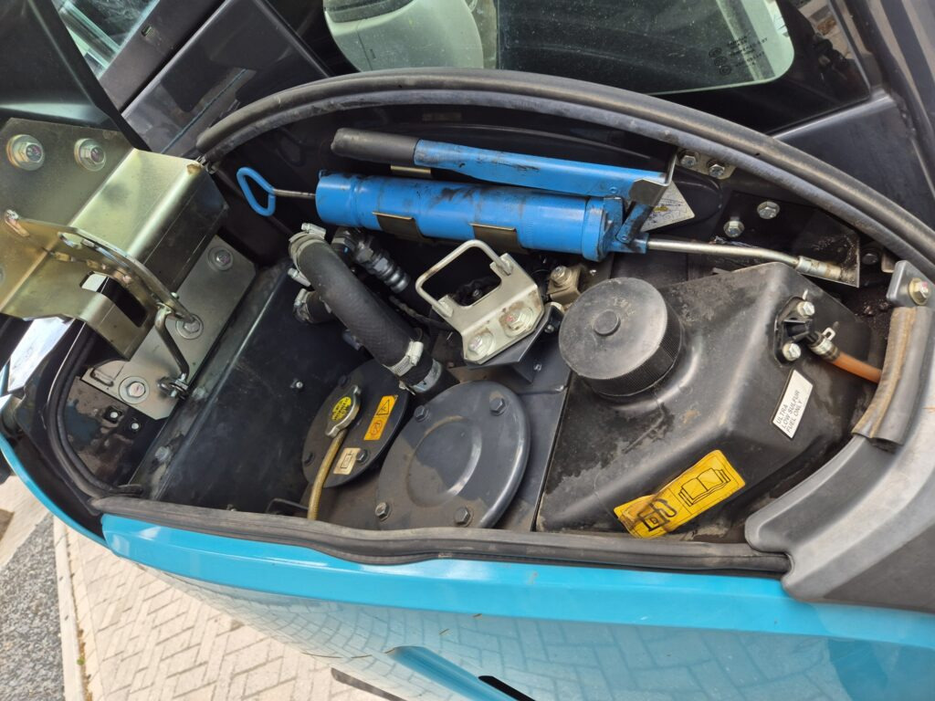 AIRMANN AX33U mididigger - Miniexcavadora: foto 4 AIRMANN AX33U mididigger - Miniexcavadora: foto 4