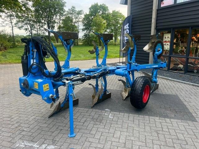 LEMKEN 4-scissor vario plough - Equipo para trabajo del suelo: foto 2 LEMKEN 4-scissor vario plough - Equipo para trabajo del suelo: foto 2