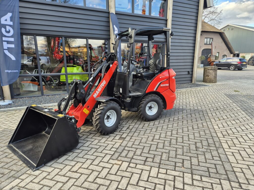 MANITOU MLA 2-25H miniloader - Cargadora articulada: foto 2 MANITOU MLA 2-25H miniloader - Cargadora articulada: foto 2