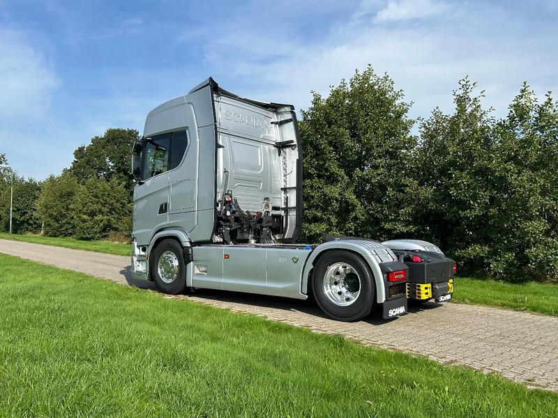 Scania 660S V8 NGS | 4x2 NB | 6 BALON SUSPENSION | RETARDER | FULL-AIR | PTO PREP. | PARK-COOLER | - Cabeza tractora: foto 3 Scania 660S V8 NGS | 4x2 NB | 6 BALON SUSPENSION | RETARDER | FULL-AIR | PTO PREP. | PARK-COOLER | - Cabeza tractora: foto 3