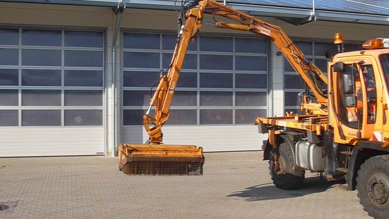 Unimog Aufbaumulcher Gilbers U400ST06EMP - Desbrozadora de brazo: foto 2 Unimog Aufbaumulcher Gilbers U400ST06EMP - Desbrozadora de brazo: foto 2