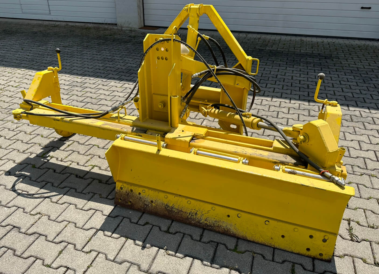 Unimog Frontanbau-Gräder Söder IA02093 - Hoja de bulldozer: foto 1 Unimog Frontanbau-Gräder Söder IA02093 - Hoja de bulldozer: foto 1