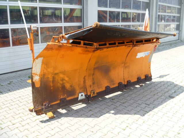 Unimog Schneepflug - Schneeschild Beilhack PV28-3 - Cuchilla quitanieves: foto 1 Unimog Schneepflug - Schneeschild Beilhack PV28-3 - Cuchilla quitanieves: foto 1