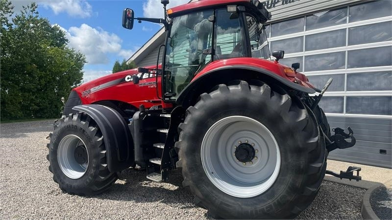 Case IH Magnum 370 CVX Med fronlift - Tractor: foto 3 Case IH Magnum 370 CVX Med fronlift - Tractor: foto 3