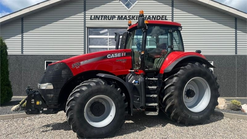 Case IH Magnum 370 CVX Med fronlift - Tractor: foto 1 Case IH Magnum 370 CVX Med fronlift - Tractor: foto 1