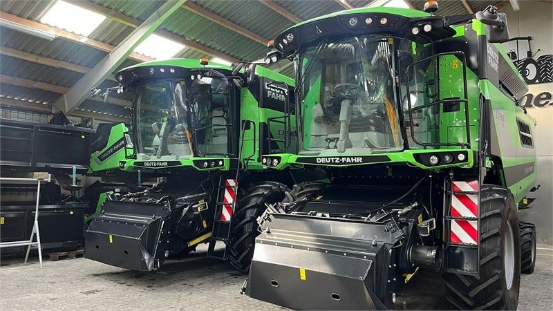 Deutz-fahr 7206 With 24feed - 7.2m header. New and unused Com - Cosechadora de granos: foto 1 Deutz-fahr 7206 With 24feed - 7.2m header. New and unused Com - Cosechadora de granos: foto 1