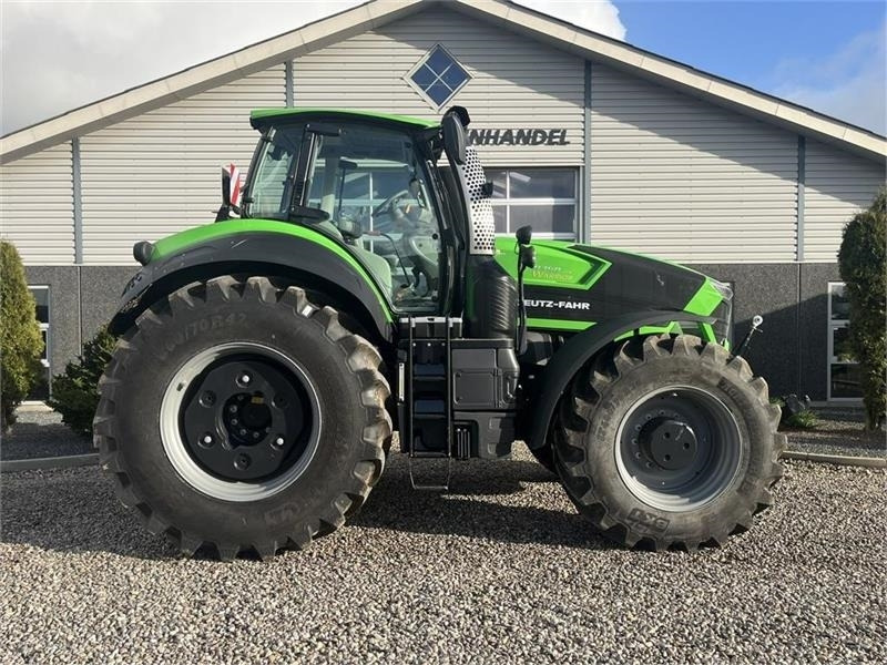 Deutz-fahr 9340 TTV WARRIOR, New and unused tractor - Tractor: foto 2 Deutz-fahr 9340 TTV WARRIOR, New and unused tractor - Tractor: foto 2