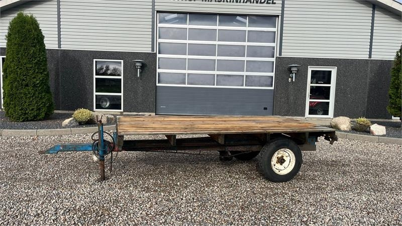 Fasterholt Tipvogn Med trælad - Remolque volquete agrícola: foto 1 Fasterholt Tipvogn Med trælad - Remolque volquete agrícola: foto 1