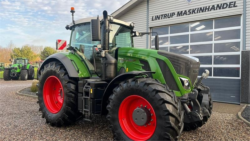 Tractor Fendt 933 Vario Profi Plus S4 med frontlift: foto 19