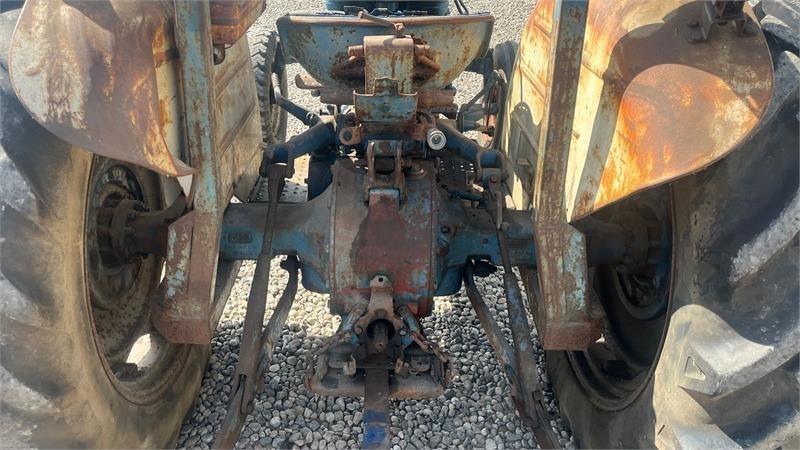 Ford 3000 - Tractor: foto 4 Ford 3000 - Tractor: foto 4